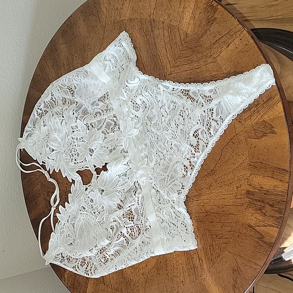 IN BLOOM by Jonquil  Stretch Lace Teddy Bodysuit, XL, Ivory, NWT - Picture 9 of 14